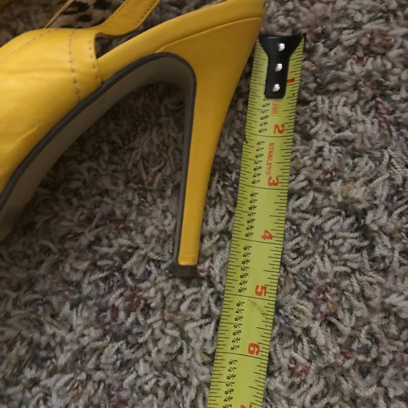 Yellow Strapback Summer Sandals - Picture 3 of 5